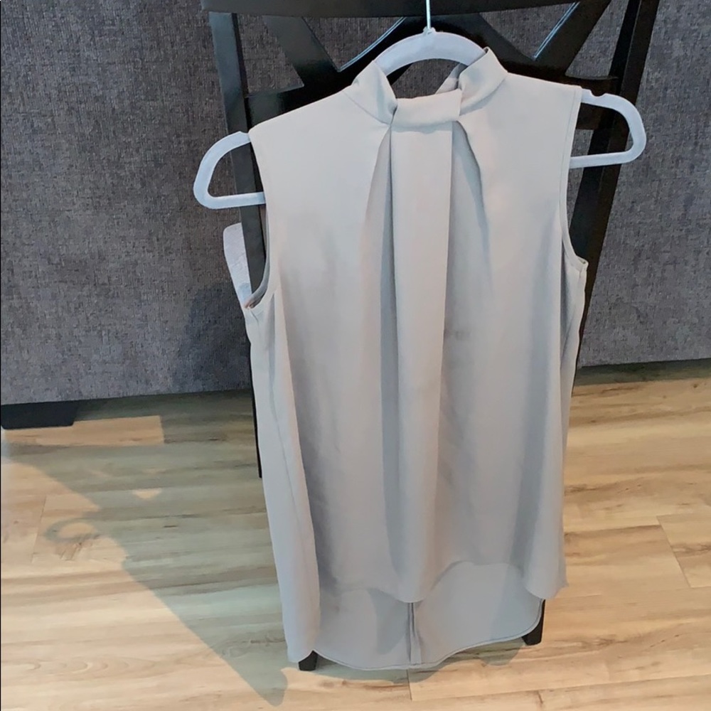Sleeveless high low blouse